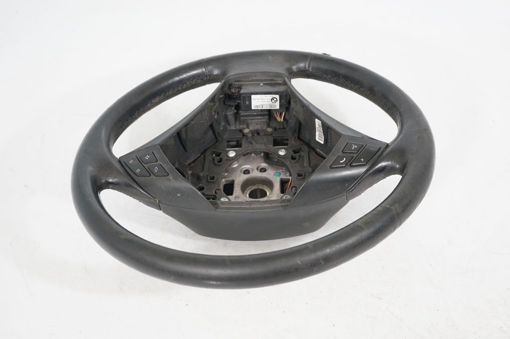 Steering wheel (3)