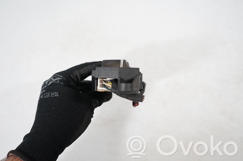 Seat control switch (6)