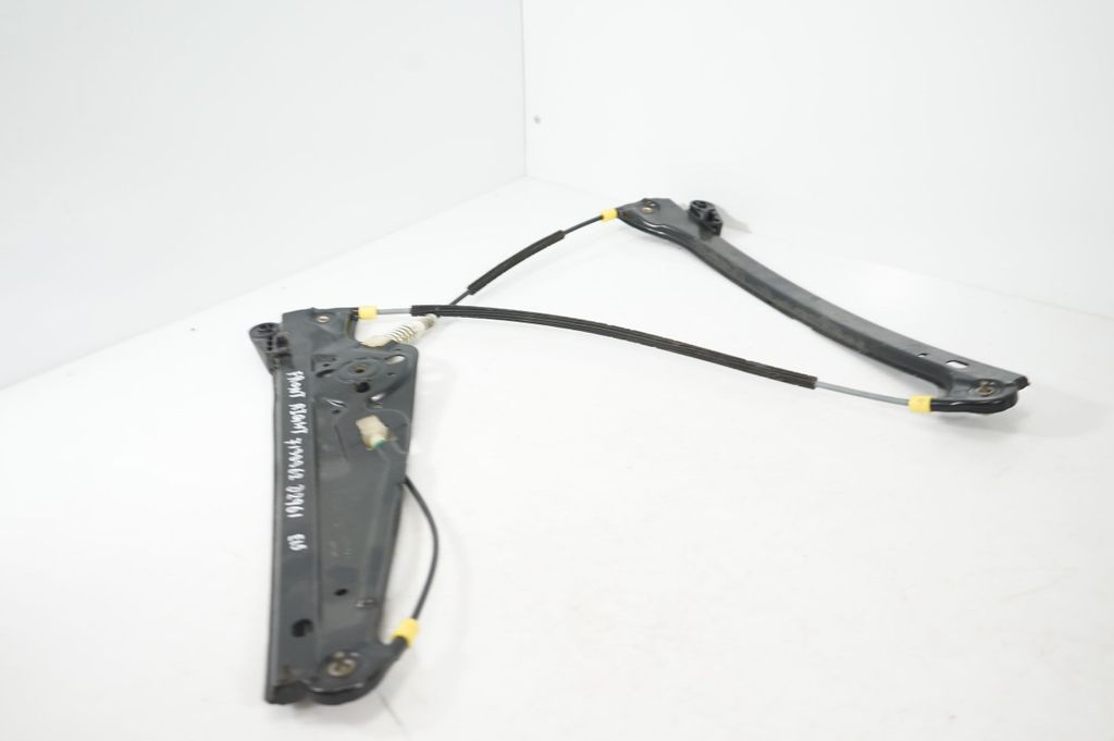 Front door window regulator with motor (6)
