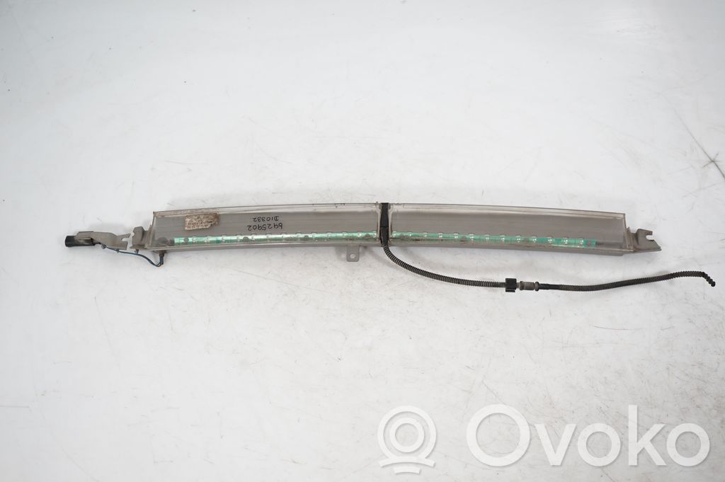 Third/center stoplight (3)