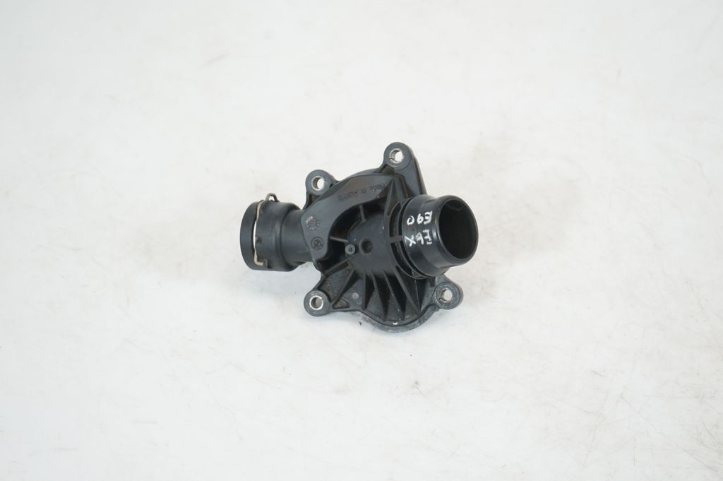 Thermostat/thermostat housing (3)