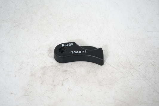 Engine bonnet (hood) release handle