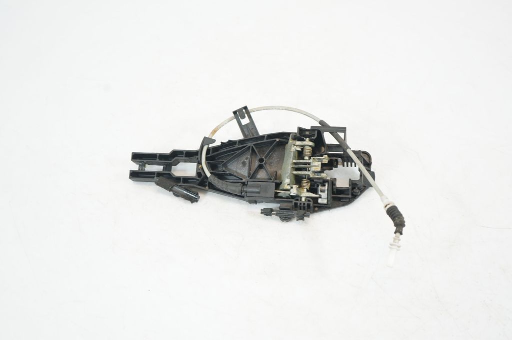 Front door exterior handle/bracket (5)