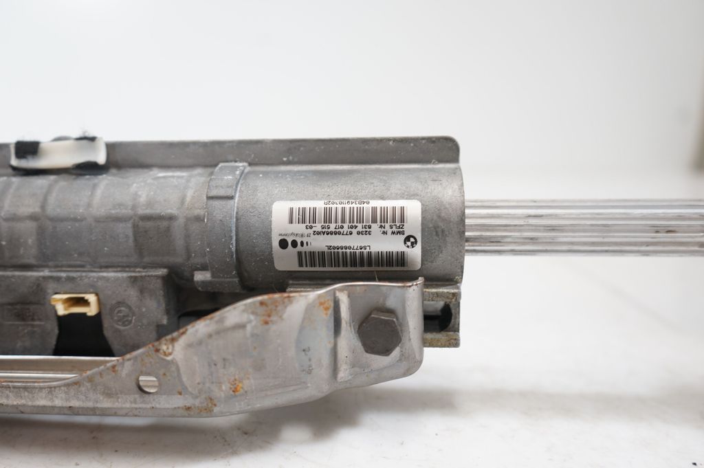 Steering wheel axle set (9)