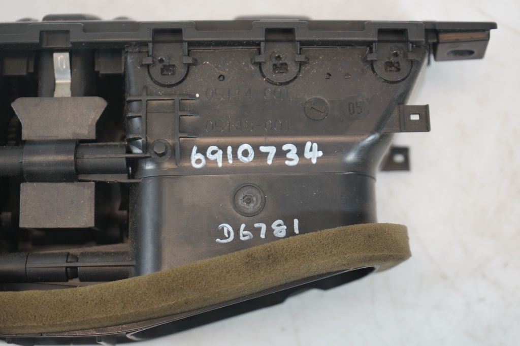 Dashboard air vent grill cover trim (10)