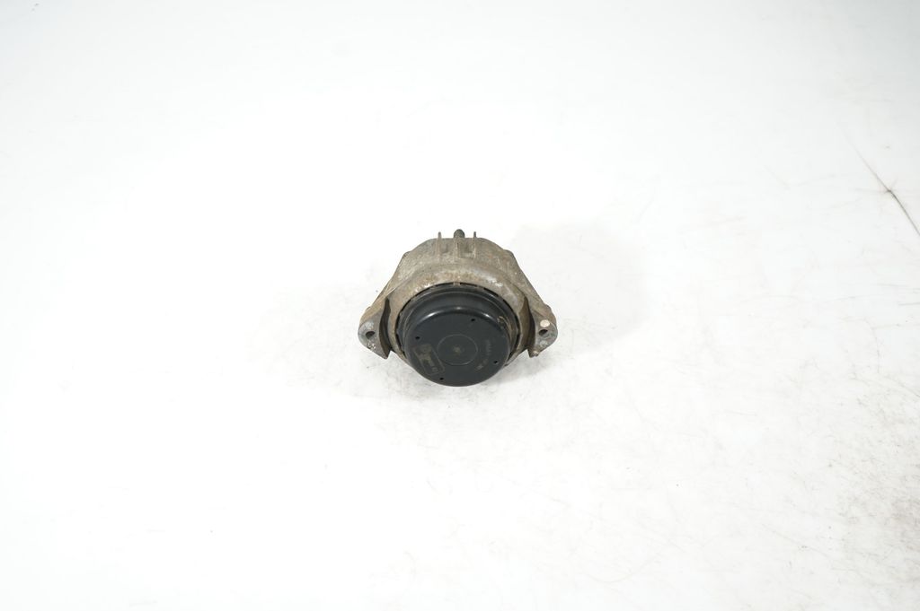 Engine mount bracket (3)