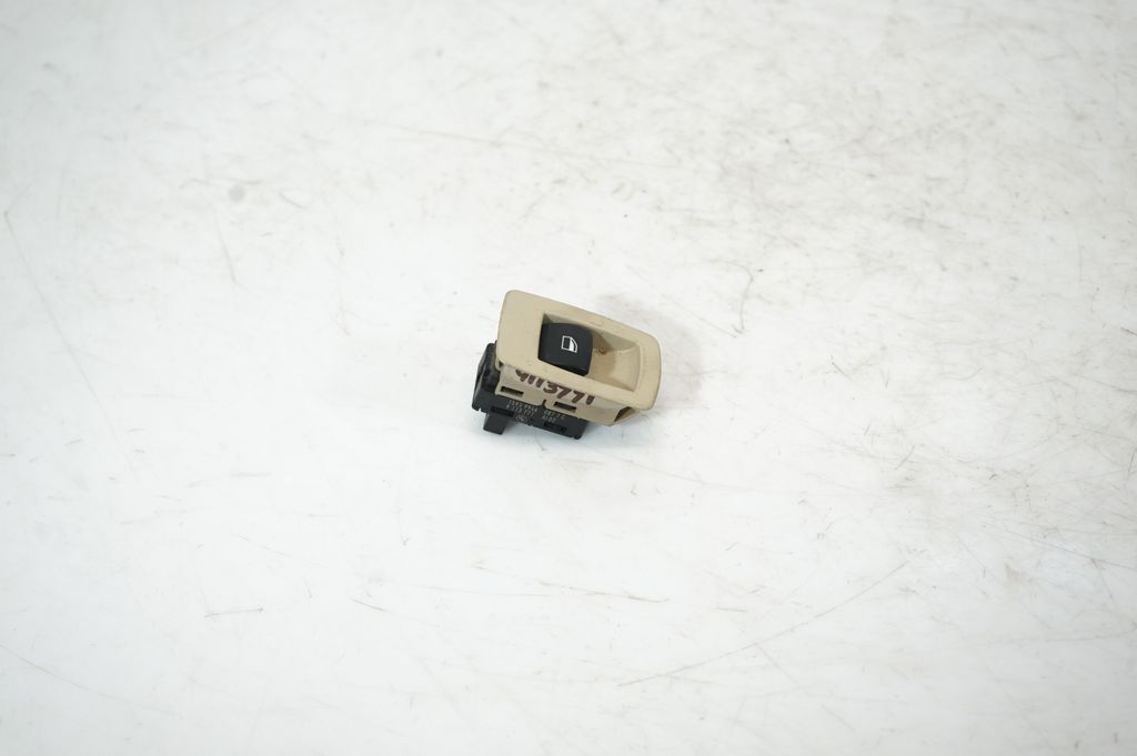 Electric window control switch (4)