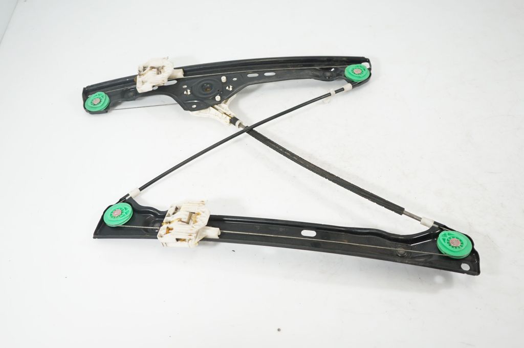 Front door window regulator with motor (5)