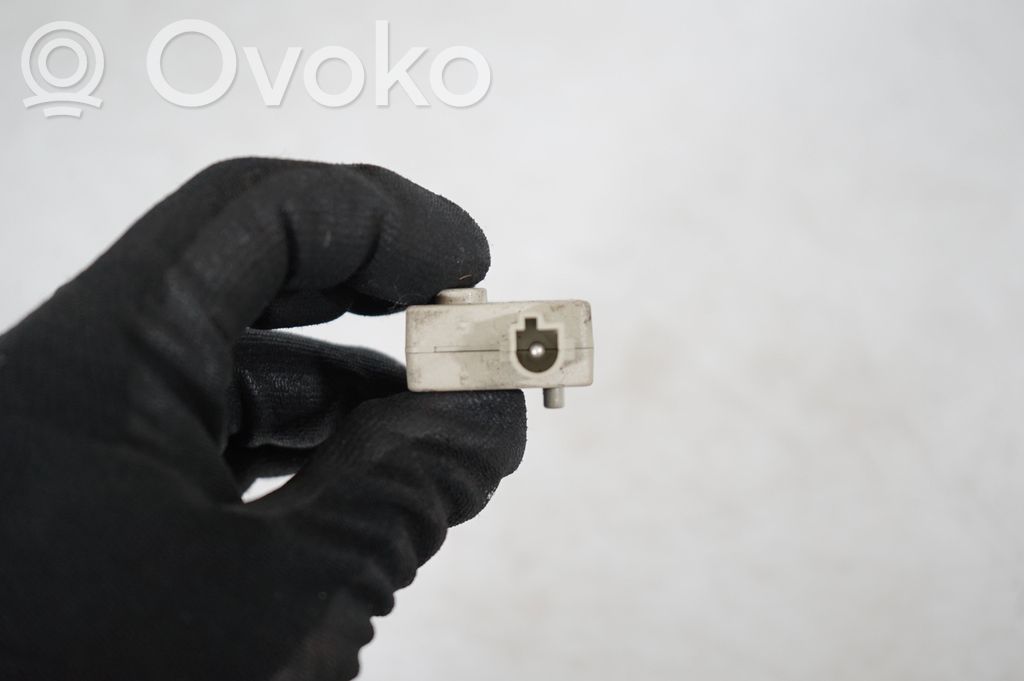 Aerial antenna amplifier (8)