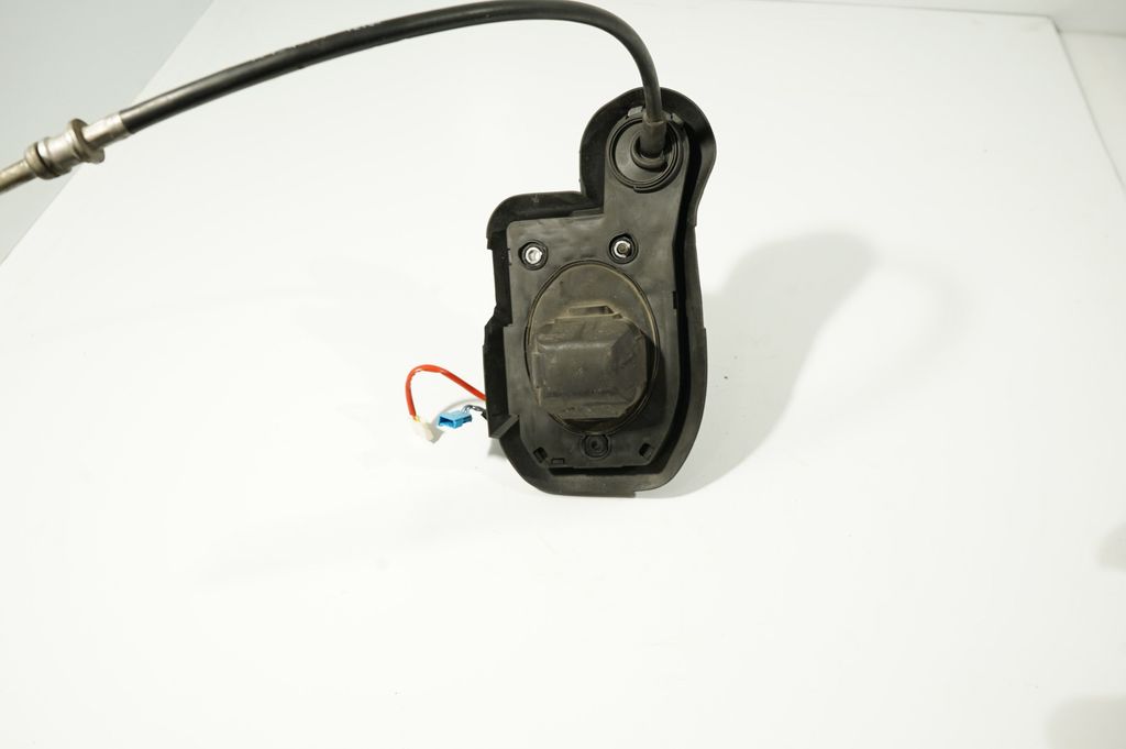 Gear shifter/selector (11)