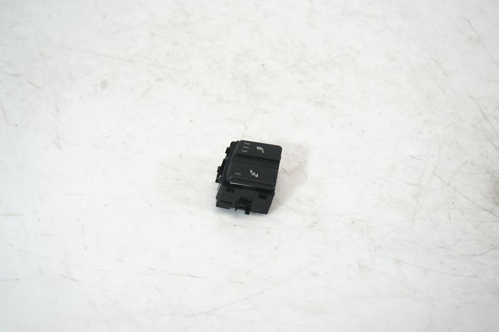 Seat heating switch (3)