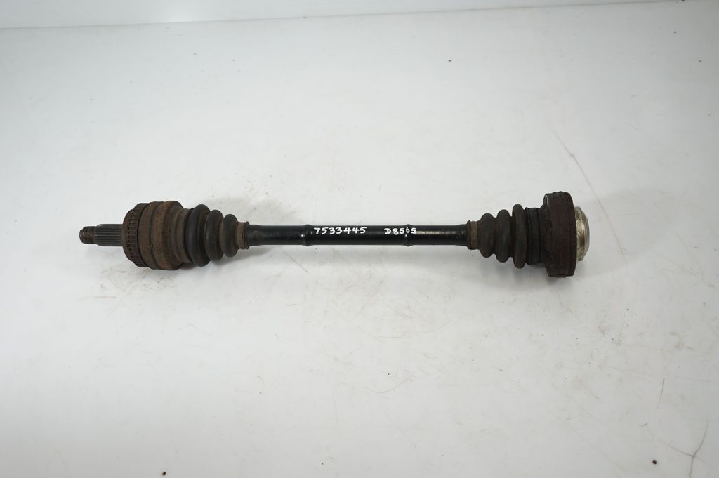 Rear driveshaft