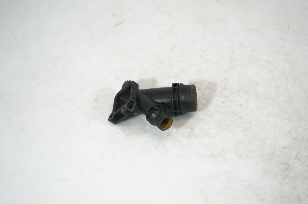 Engine coolant pipe/hose (5)