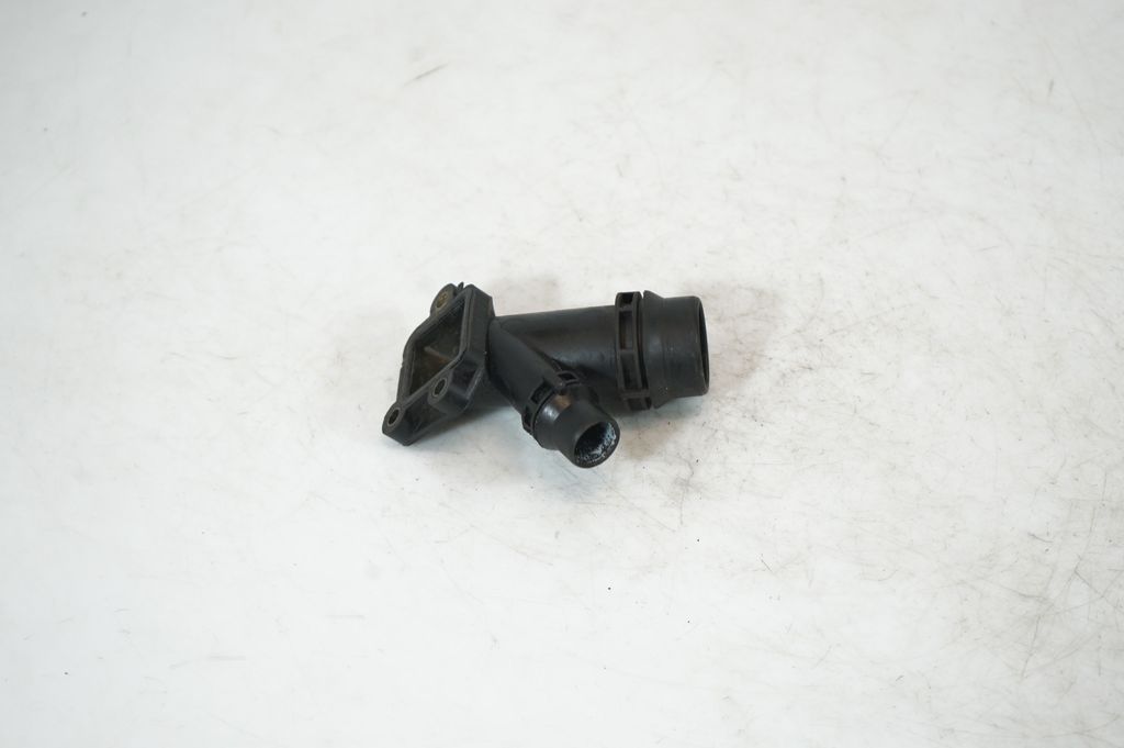 Engine coolant pipe/hose (5)