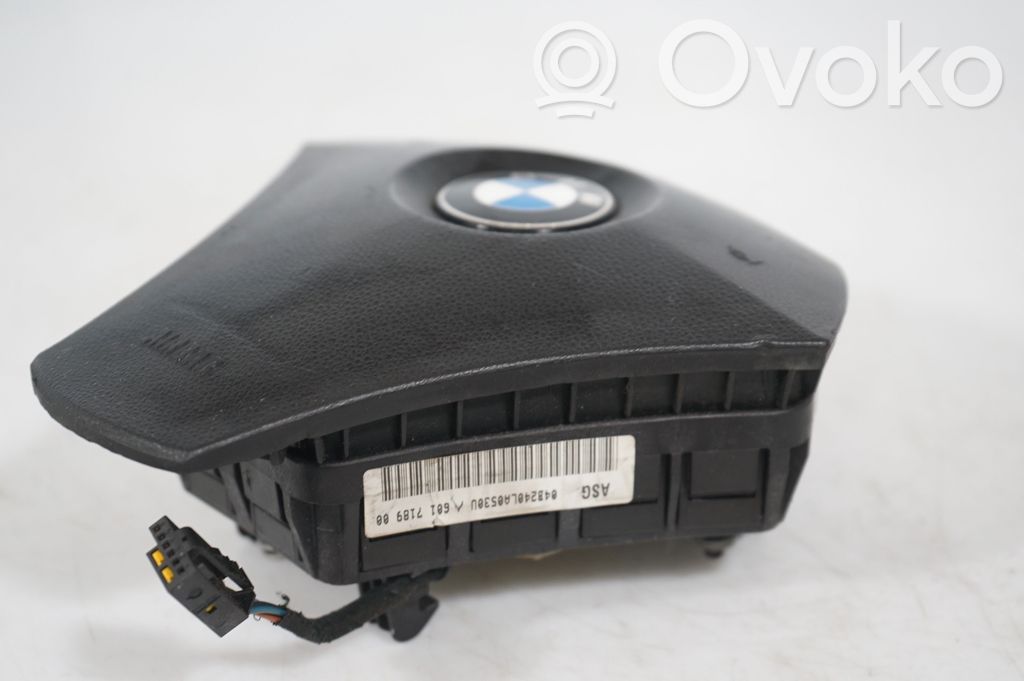 Steering wheel airbag (8)