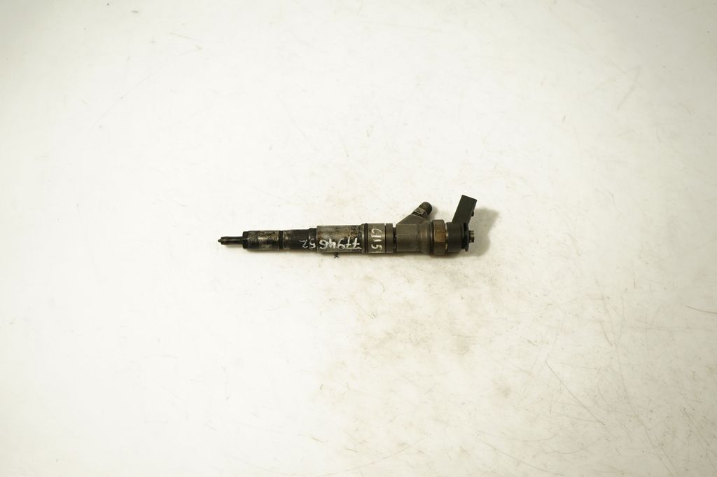 Fuel injector (4)