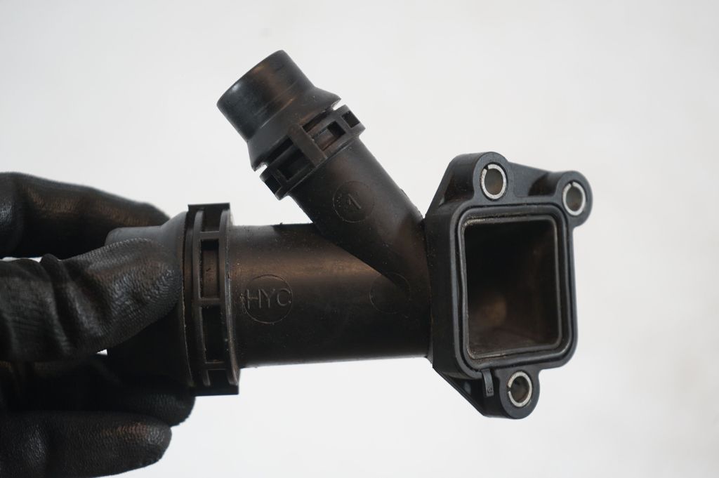 Engine coolant pipe/hose (6)