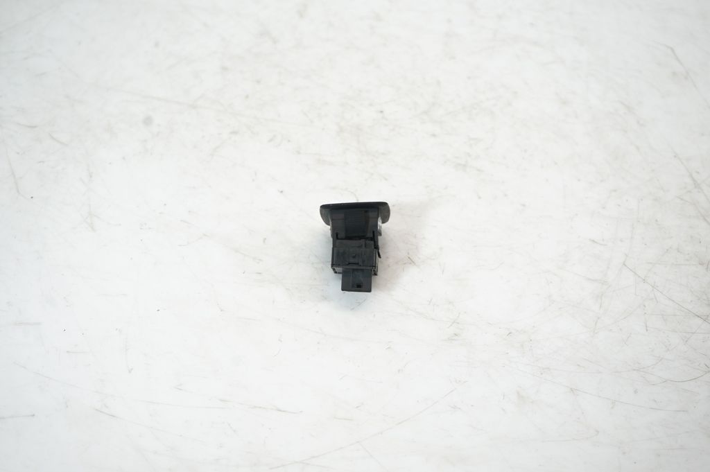 Electric window control switch (3)