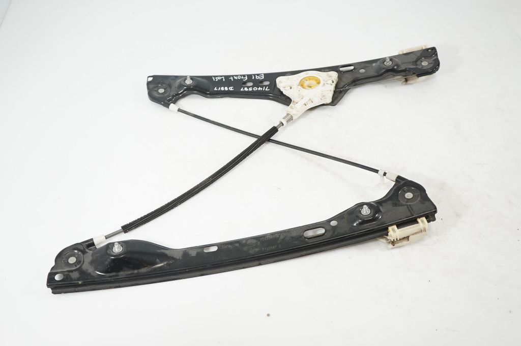 Front door window regulator with motor (3)