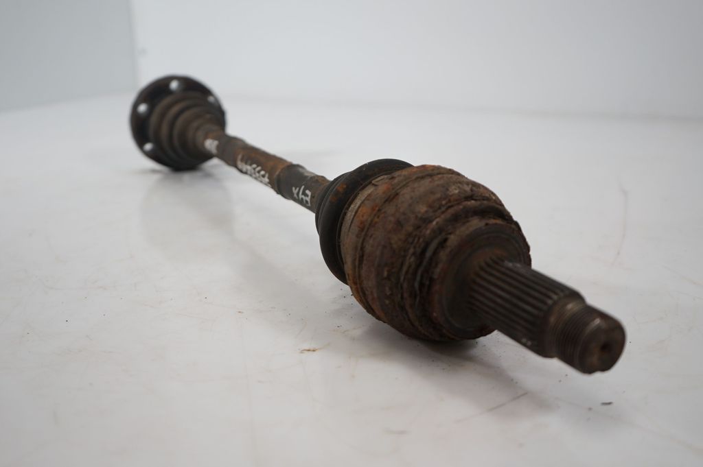 Rear driveshaft (5)