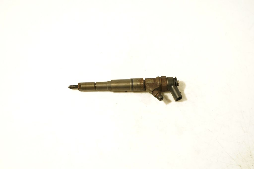 Fuel injector (4)