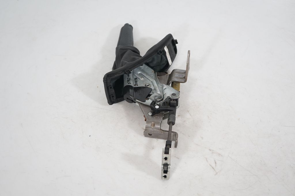 Handbrake/parking brake lever assembly (4)