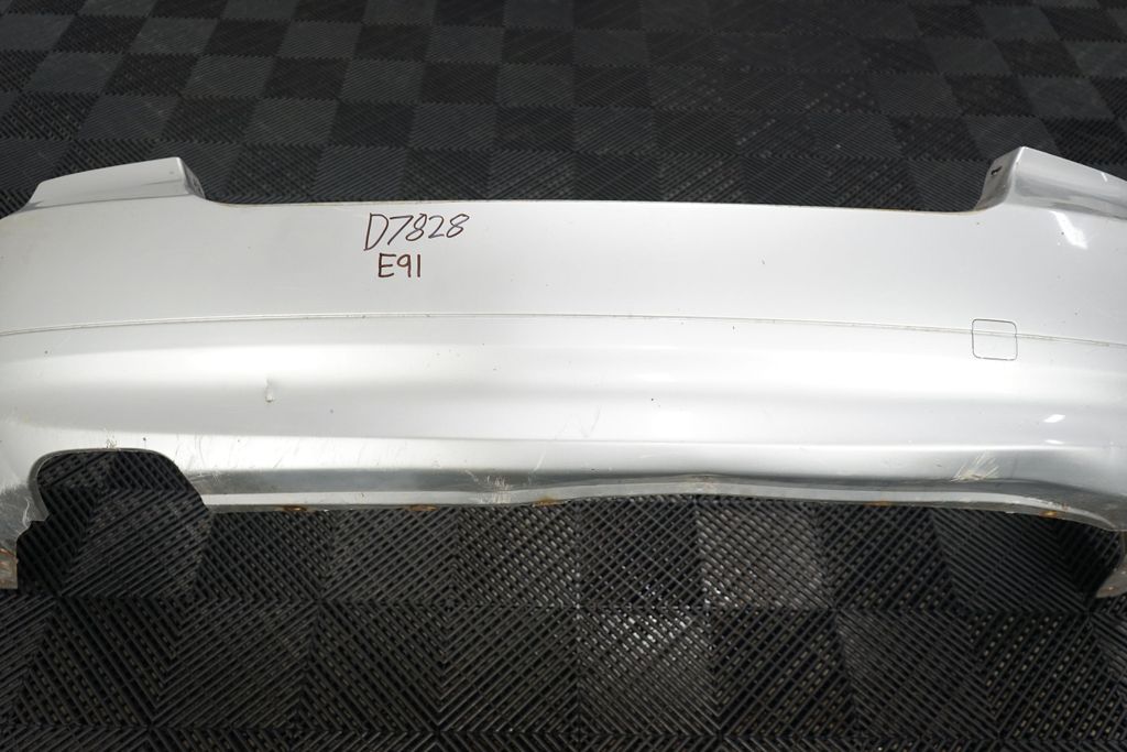 Rear bumper (9)