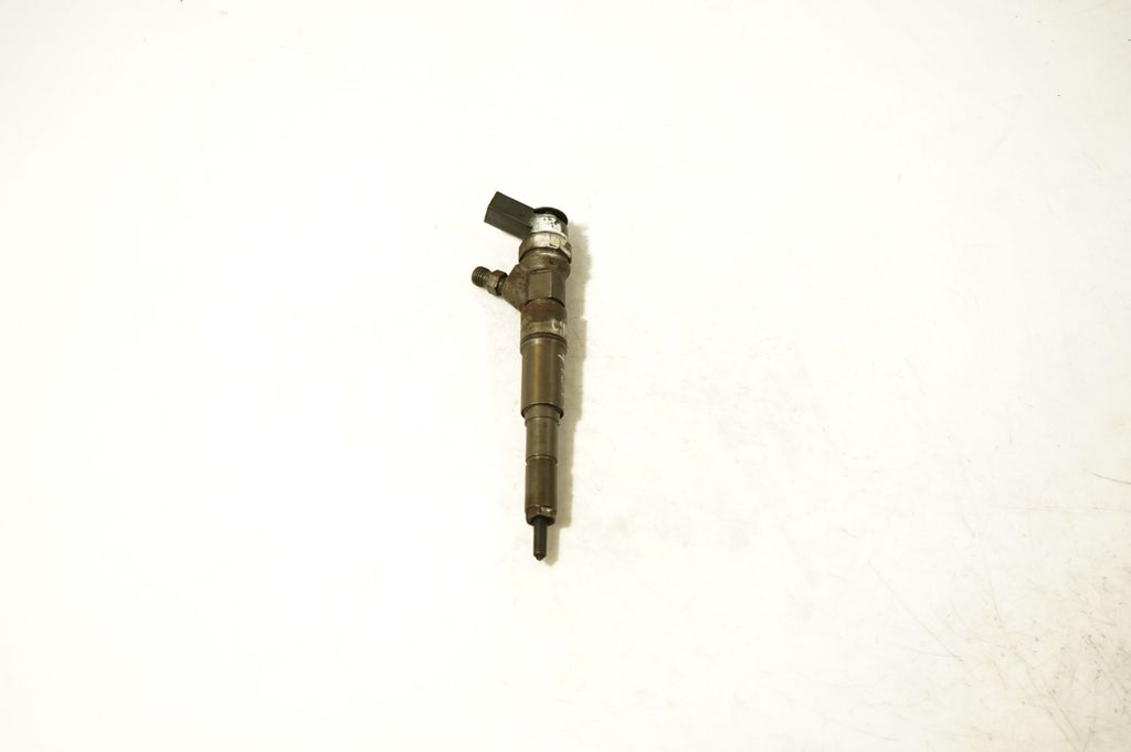 Fuel injector