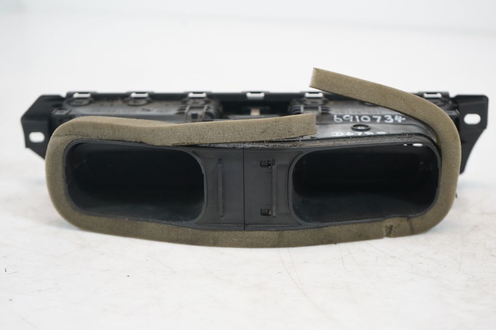 Dash center air vent grill (7)