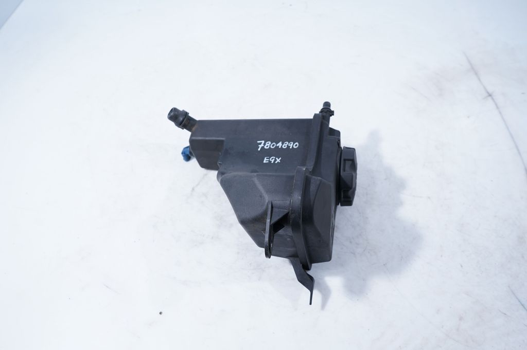 Coolant expansion tank/reservoir (2)
