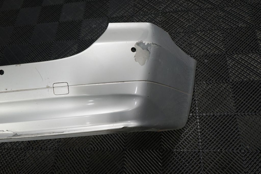 Rear bumper (4)