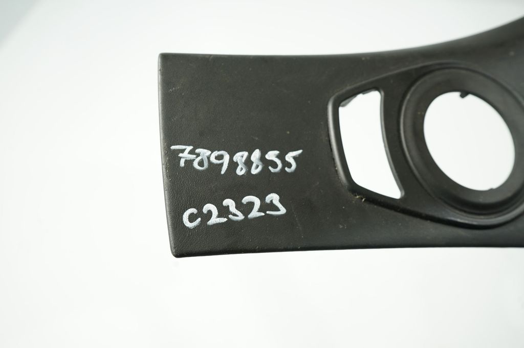 Gear shifter surround trim plastic (7)