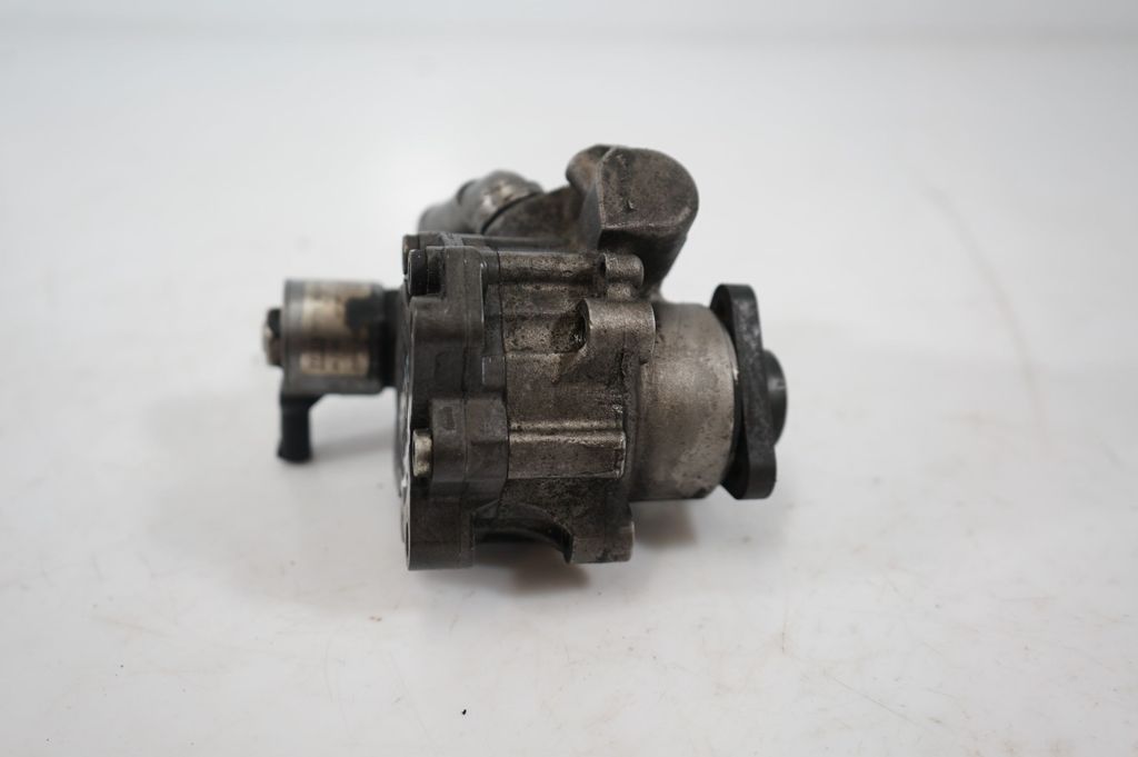 Power steering pump (7)