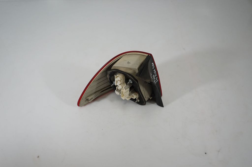 Rear/tail lights (3)