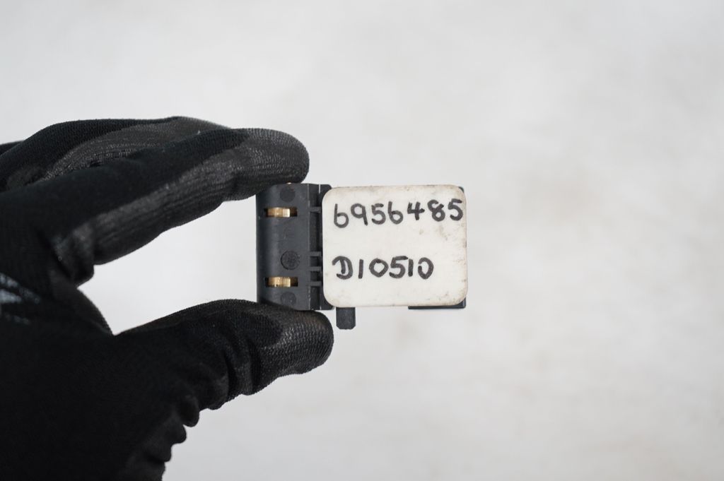 Airbag deployment crash/impact sensor (7)