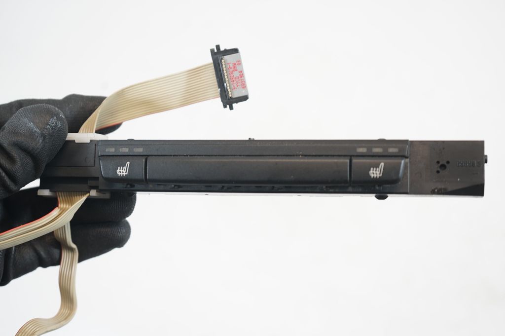 Seat heating switch (6)