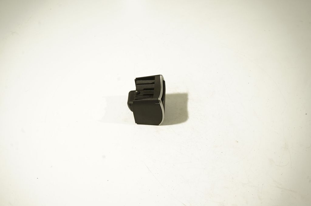 Car ashtray (4)