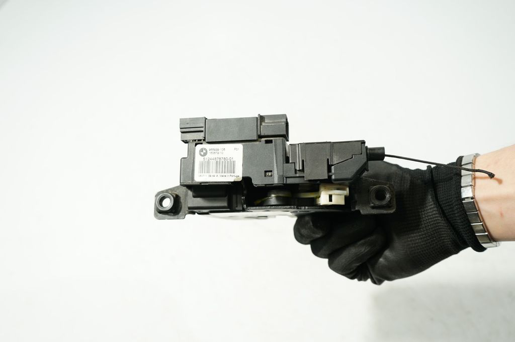 Tailgate/trunk/boot lock/catch/latch (8)