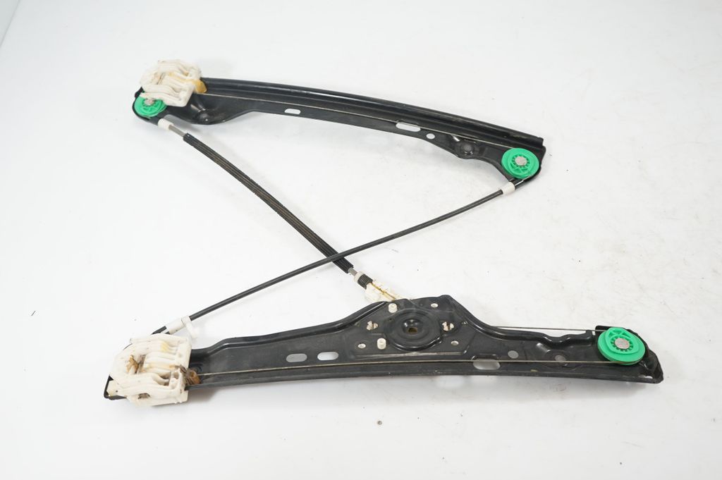 Front door window regulator with motor (5)