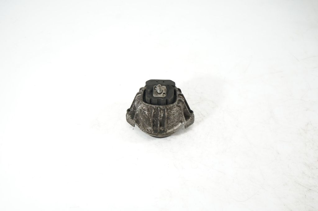 Engine mount bracket (2)