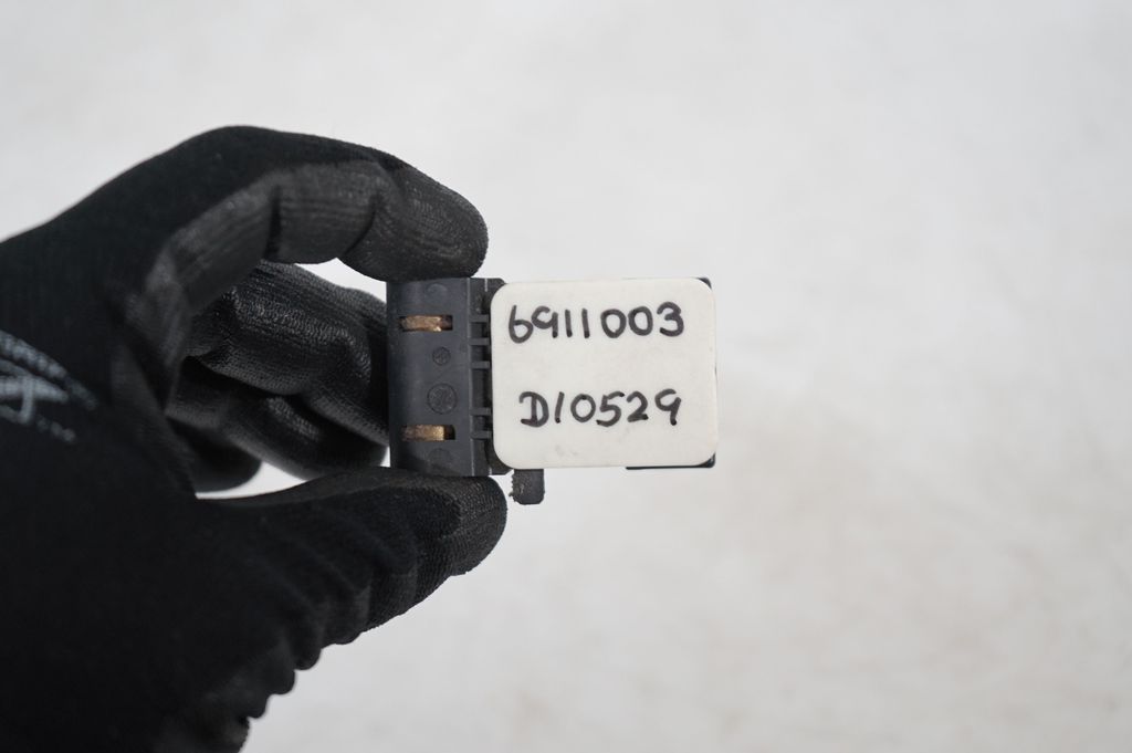 Airbag deployment crash/impact sensor (7)