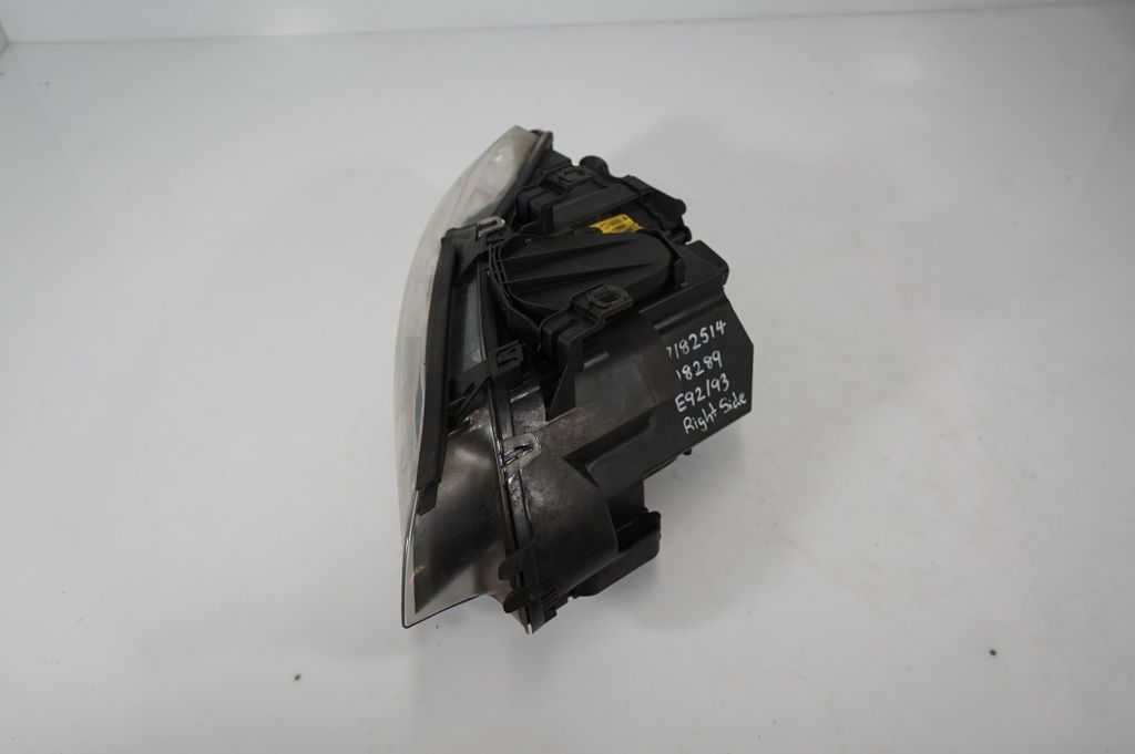 Headlight/headlamp (2)