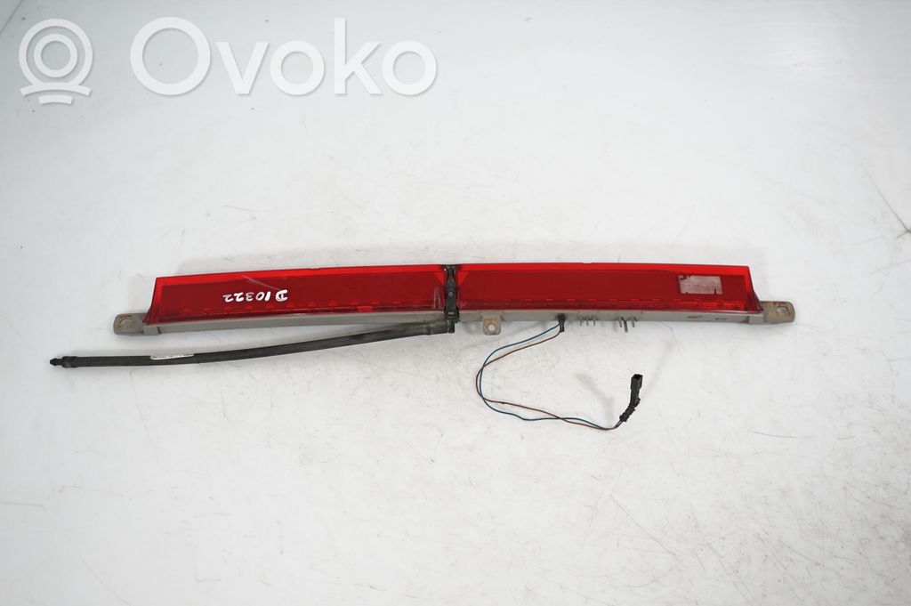 Third/center stoplight (3)