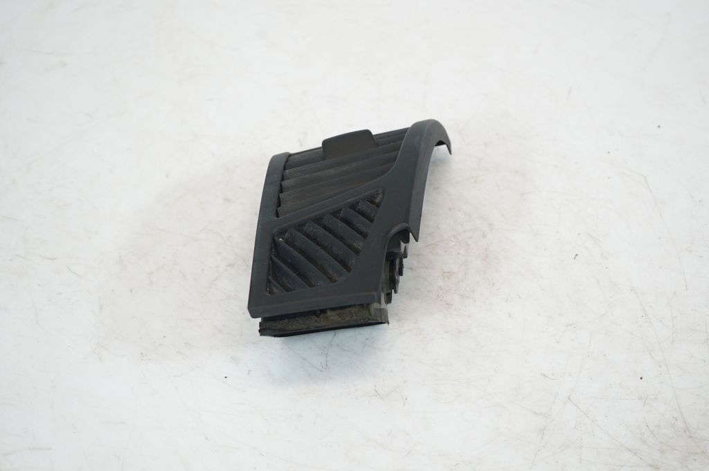 Dashboard side air vent grill/cover trim (3)