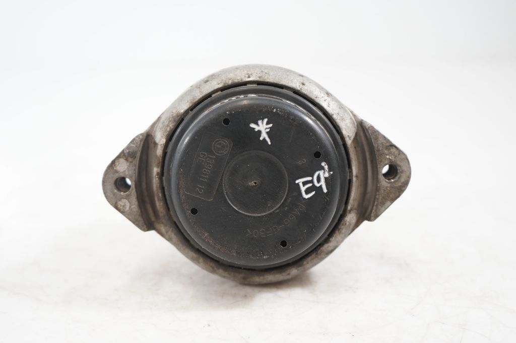 Engine mount bracket (6)