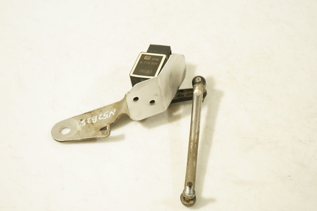 Headlight/headlamp level sensor (3)