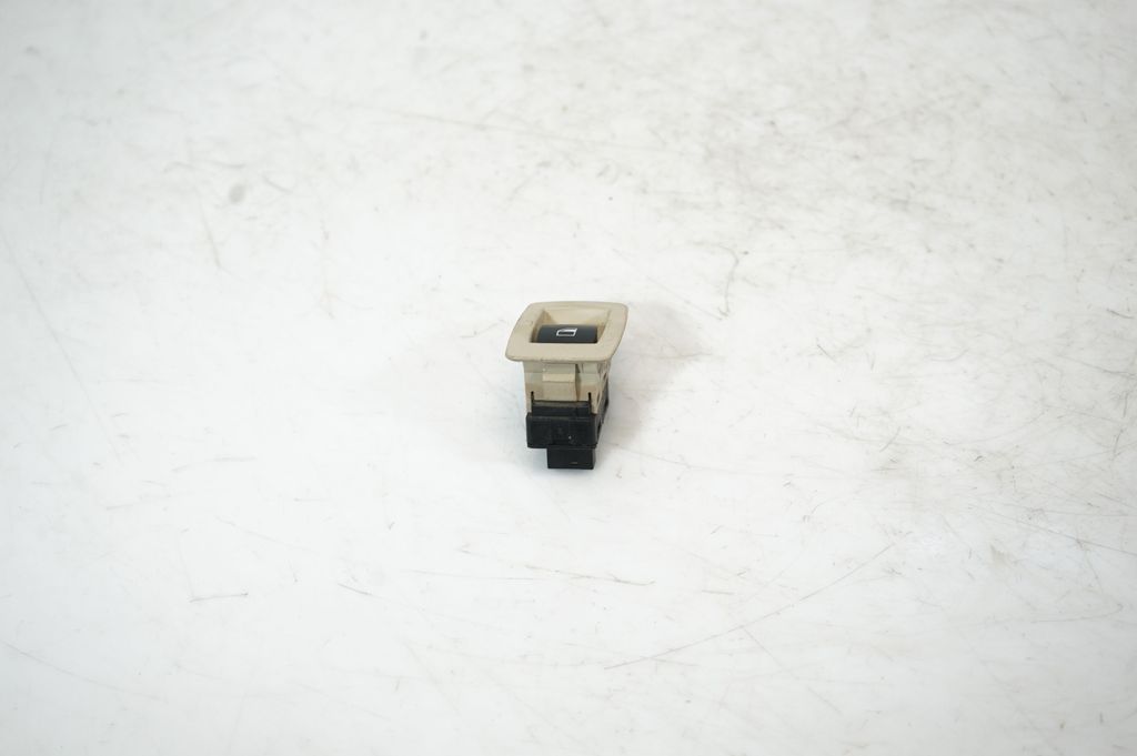 Electric window control switch (3)