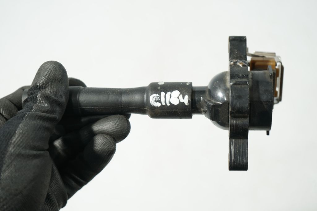 High voltage ignition coil (7)