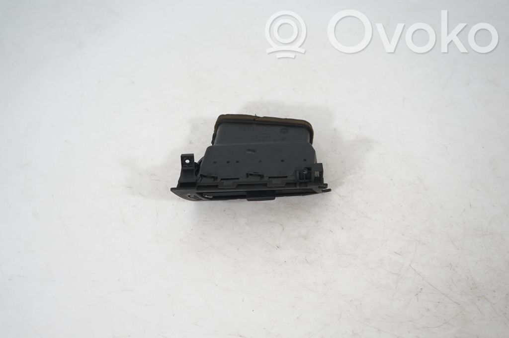 Dashboard side air vent grill/cover trim (5)