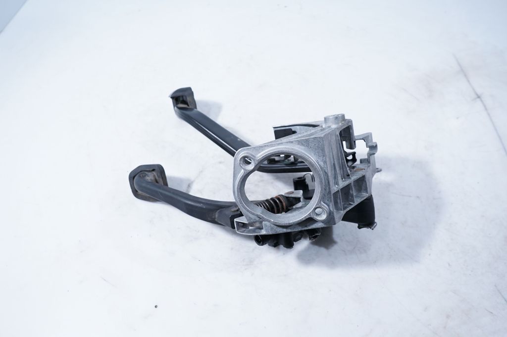 Pedal assembly (6)